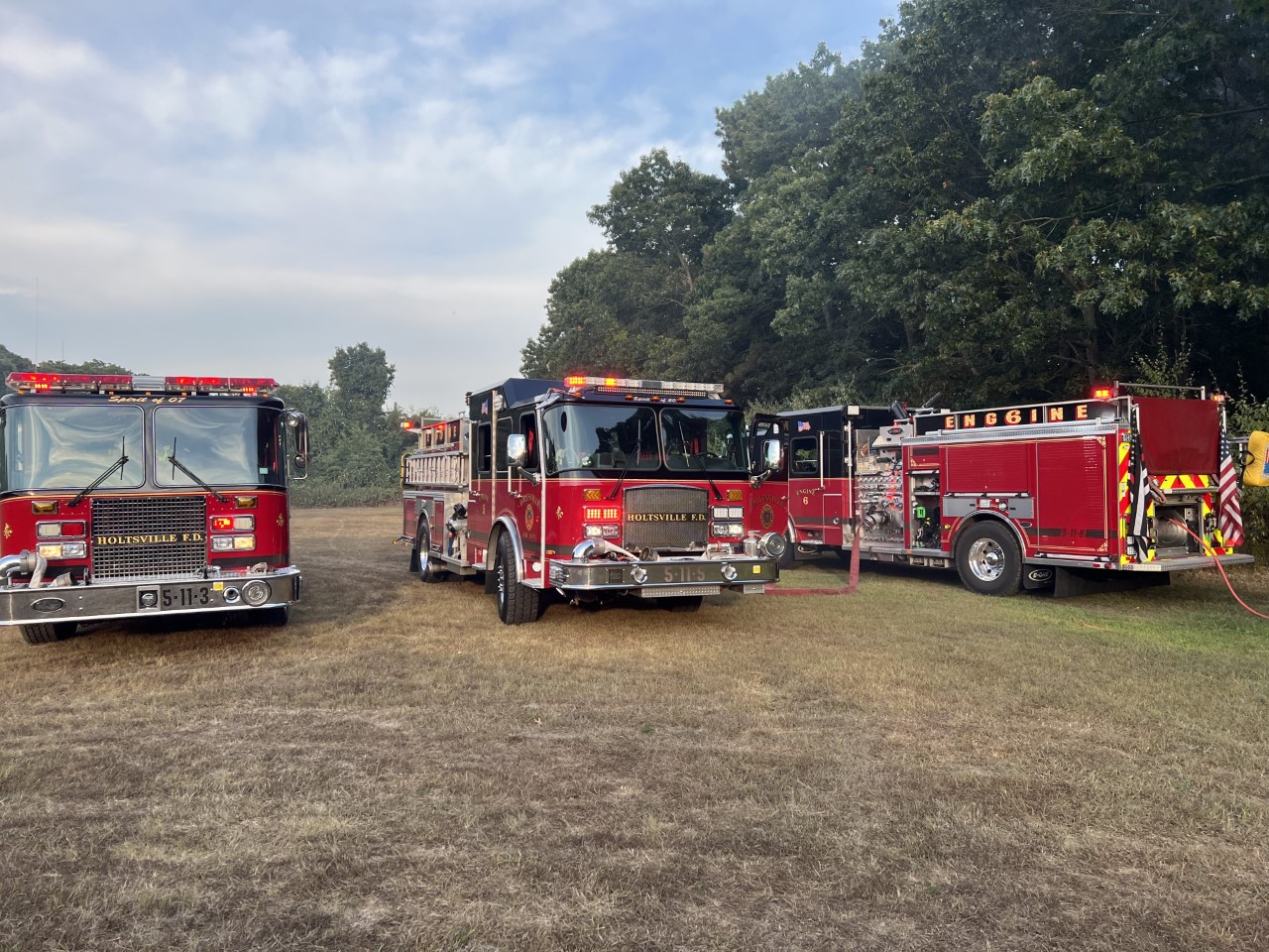 Holtsville FD Responded to a Brush Fire