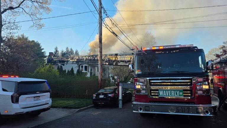 HOLTSVILLE FD RESPONDS TO FIRE IN PRIVATE DWELLING ON TOPAZ DRIVE IN LAKE RONKONKOMA FIRE DISTRICT.